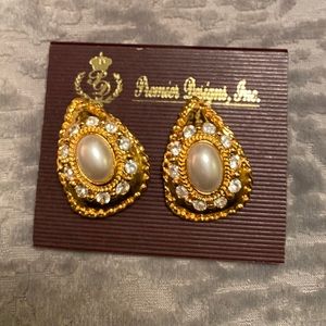 Premier Designs clip earrings
